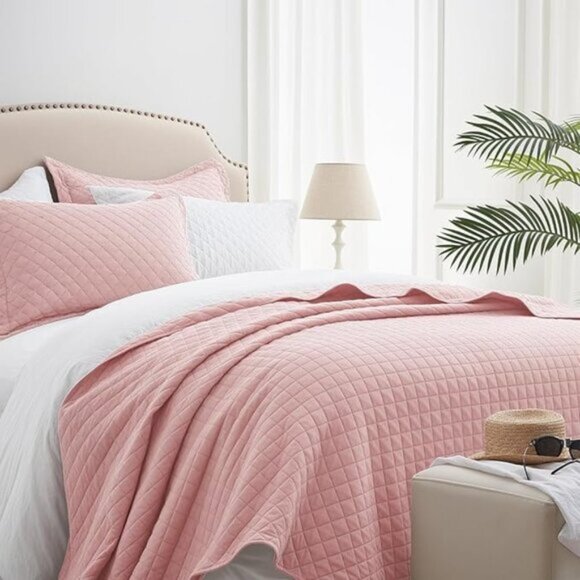 SunStyle Home Quilt Full|Queen Bedding | 3 Piece Set | Pink - Picture 1 of 4
